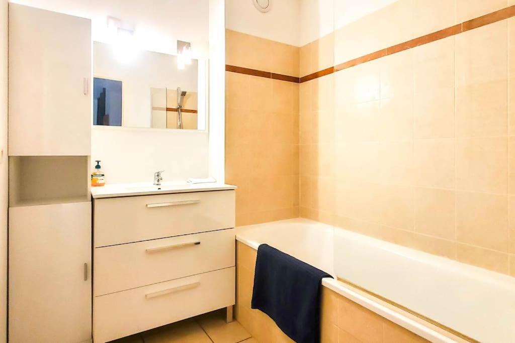 *Le Carpe Diem, Appartement 2 Chambres, Piscine, 2 Parking, Clim* مونبيلييه المظهر الخارجي الصورة